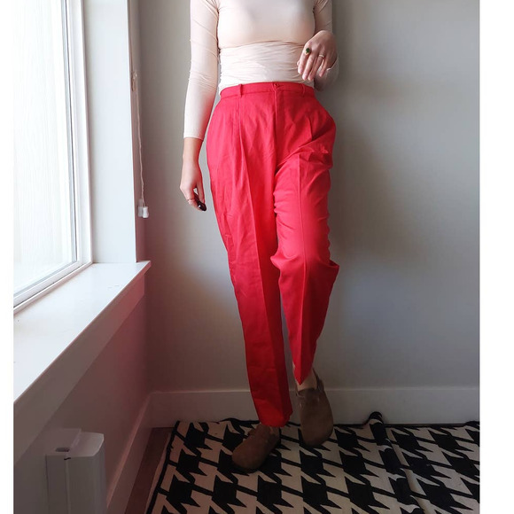 Vintage Red Pleated Tapered Pants, Deadstock Sport Cotton Levi's - Picture 5 of 9